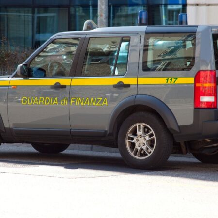 Sassari: controllati 23 punti scommesse, sanzioni per 23.000 euro