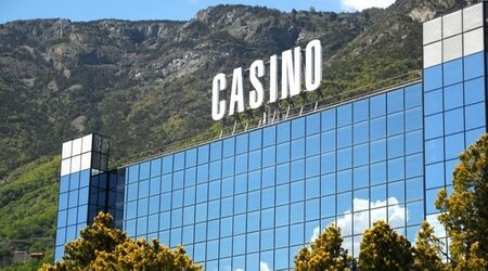 Testolin richiede chiarimenti sul casinò di Saint Vincent